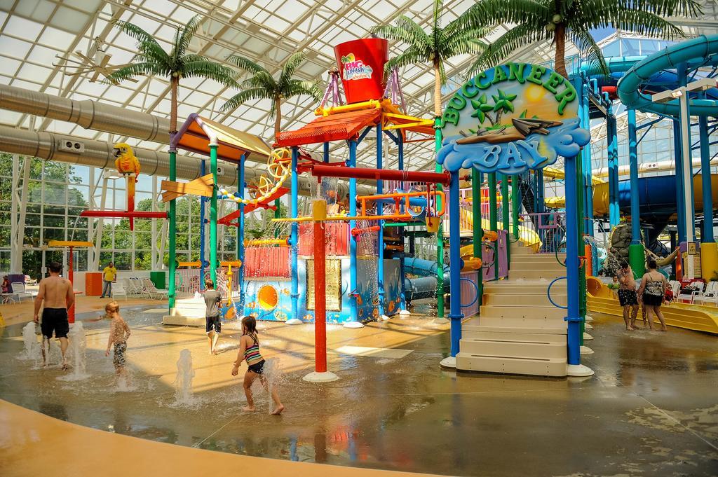 Big Splash Adventure Hotel And Indoor Water Park French Lick Exterior photo